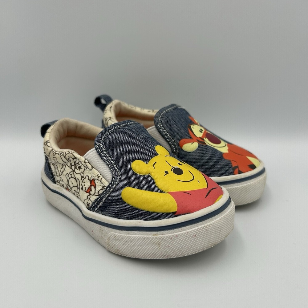 Disney Baby Winnie the Pooh Classic Baby Toddler Slip-on Shoes Size 4
